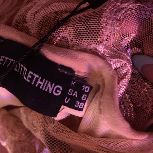 ✨PrettyLittleThing ✨ Rose Gold Strappy Sheer Sequin Bodycon Dress💛 NWT -US6/Med - Picture 12 of 14